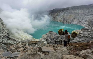 Status Jadi Waspada, Wisata Kawah Ijen Tutup Sementara