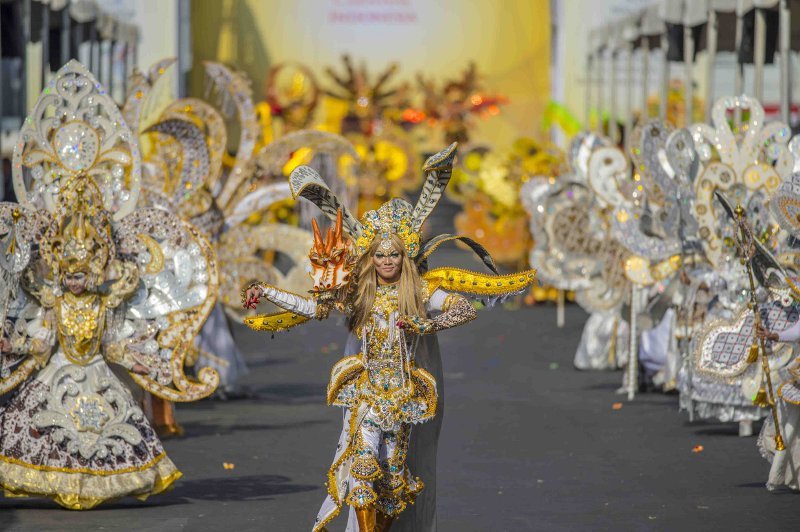 Meriahnya parade Jember Fashion Carnaval